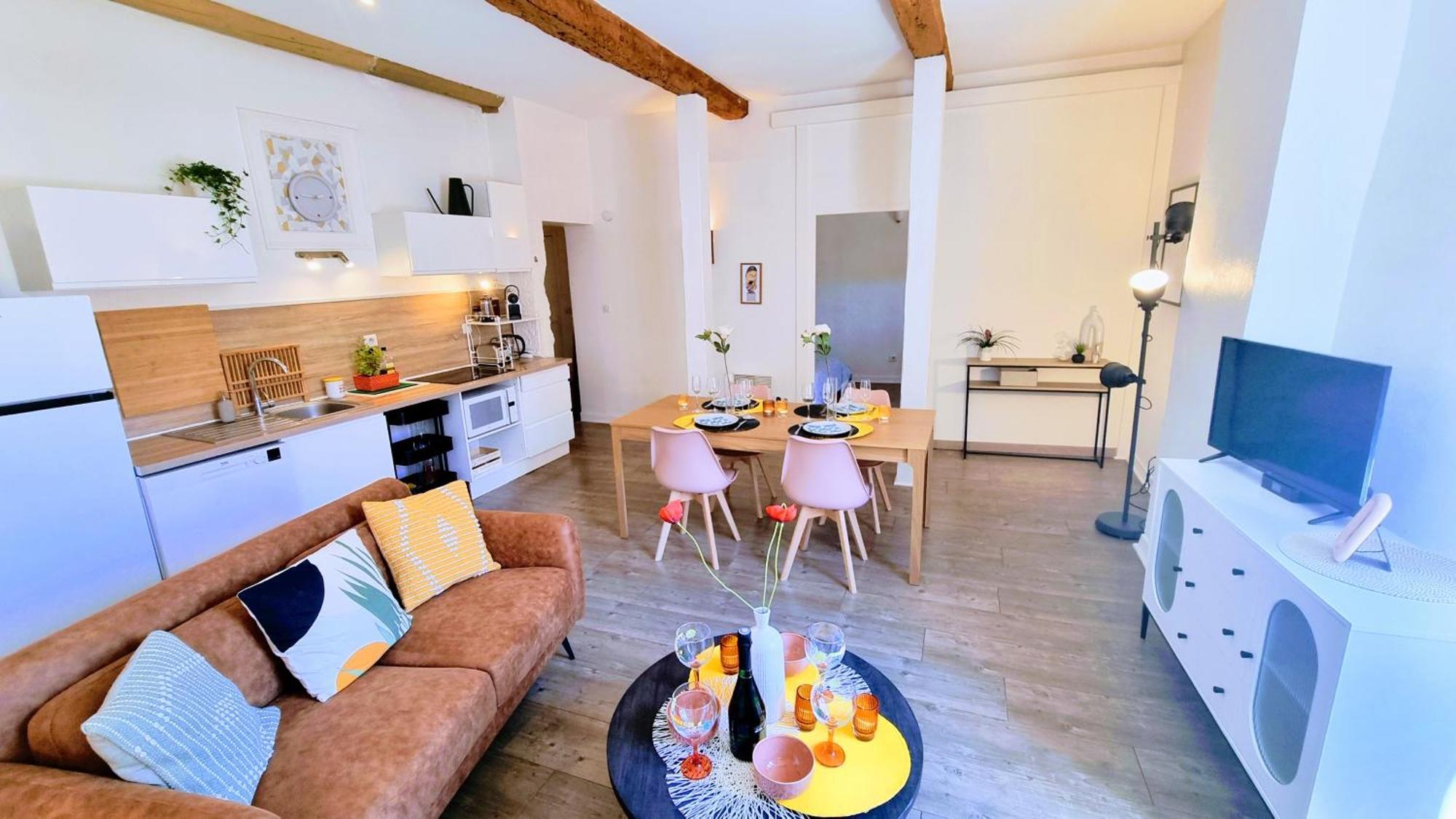 Le Portes A Cote Des Halles Entierement Renove Appartement Sète